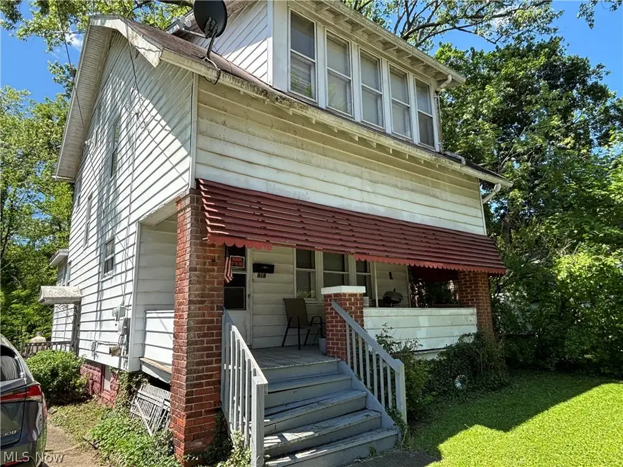 818 Euclid Avenue, Akron, OH 44307 - #2