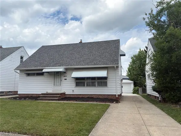 13921 Oakview Boulevard, Garfield Heights, OH 44125