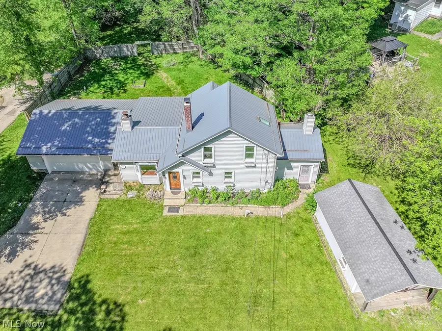 18392 Mill Road, Parkman, OH 44080 - #3