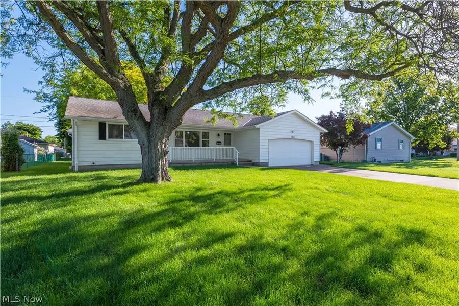 1910 W 37th Street, Lorain, OH 44053 - #2