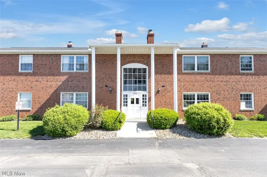 2854 Pease Drive #203S, Rocky River, OH 44116 - #2