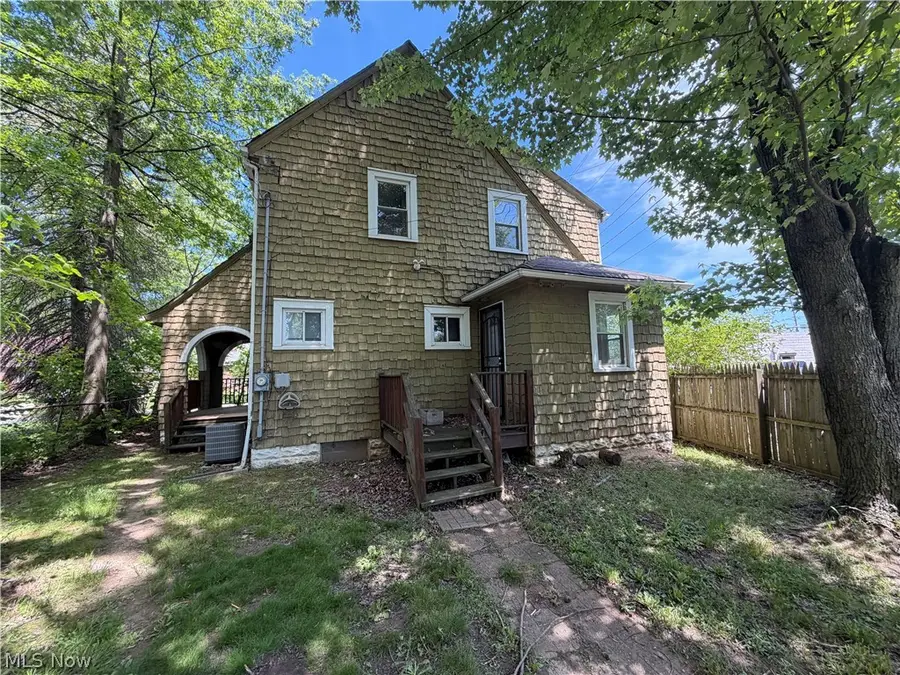 918 Frederick Boulevard, Akron, OH 44320 - #2