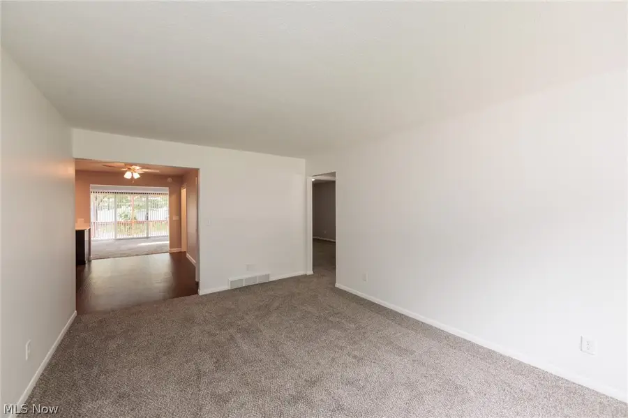 3862 & 3866 Seneca Street, Stow, OH 44224 - #3