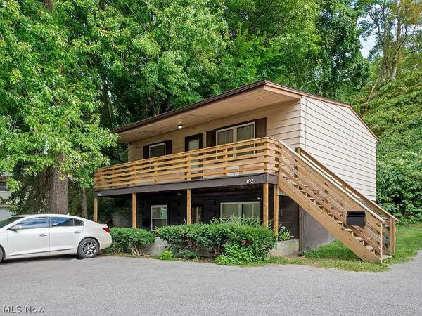 1921 Preston Avenue, Akron, OH 44305