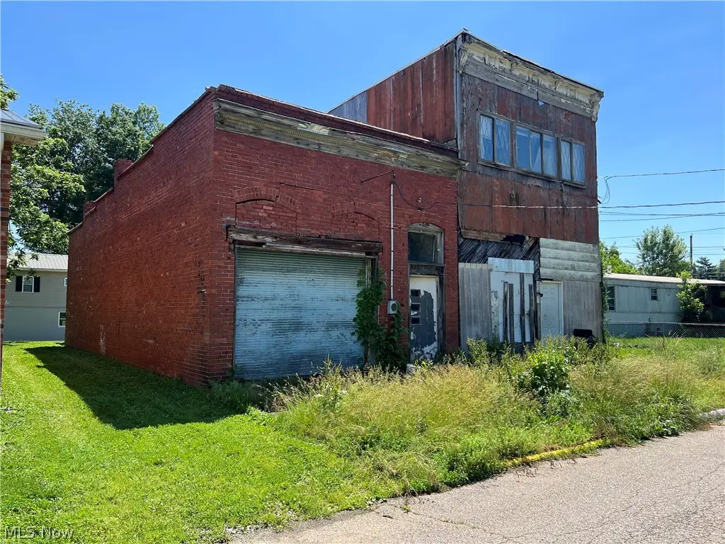 107 Main Street, Williamstown, WV 26187 - #1