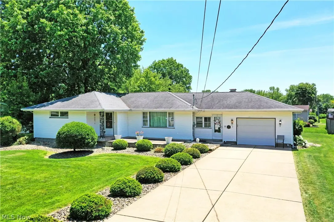 26 Potomac Avenue, Niles, OH 44446 - #1