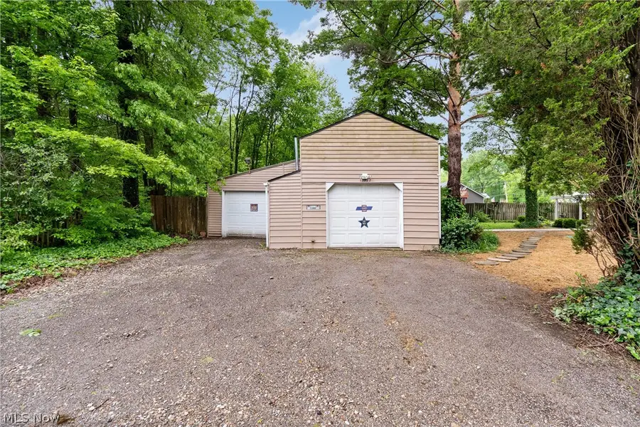 13222 Atwater Ne Avenue, Alliance, OH 44601 - #2