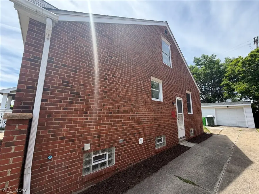 4920 E 110th Street, Garfield Heights, OH 44125 - #3