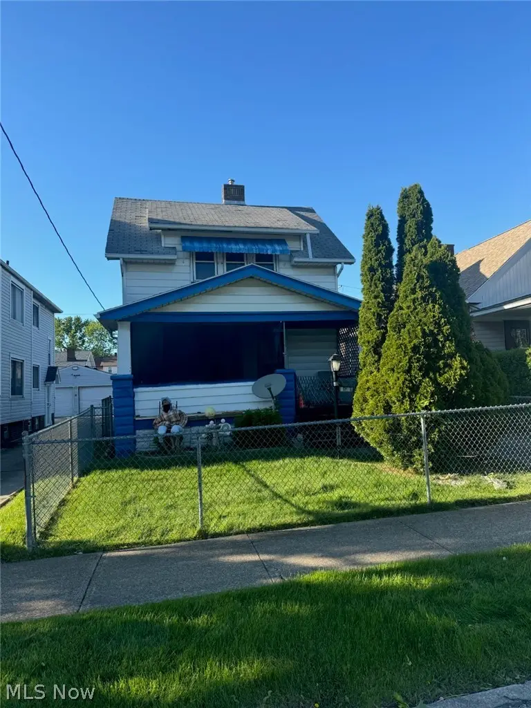 10913 Greenwich Avenue, Cleveland, OH 44105 - #1