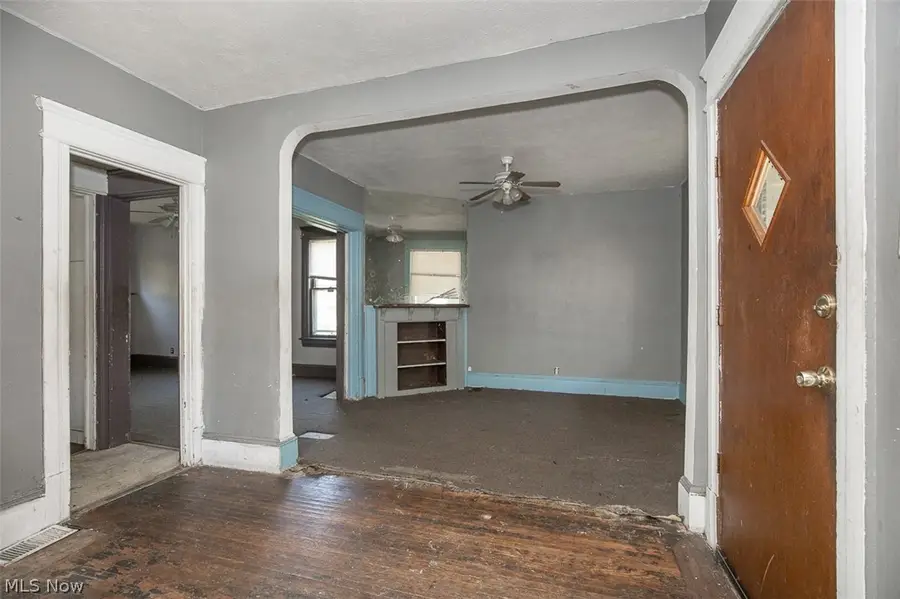 2300 E 86th Street, Cleveland, OH 44106 - #3