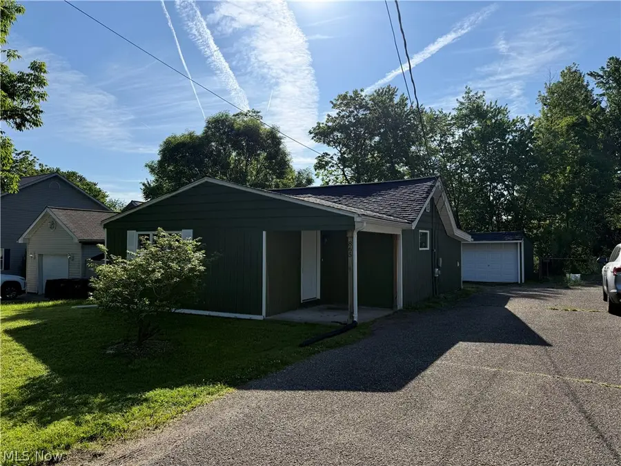 865 East Boulevard, Aurora, OH 44202 - #3