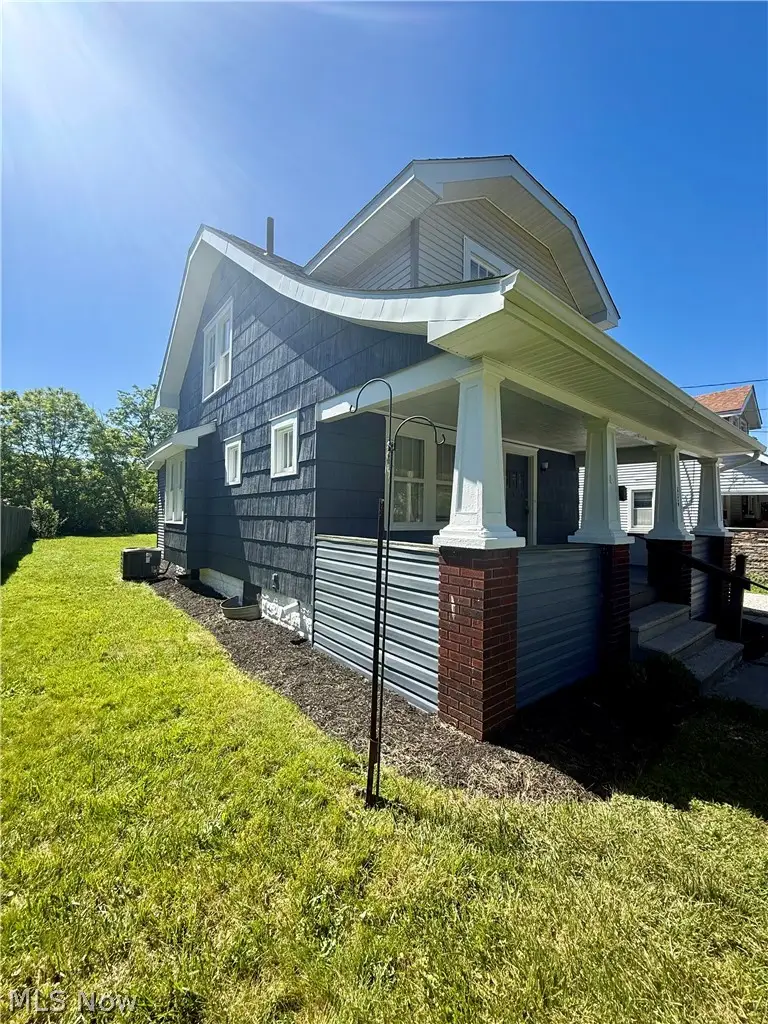 586 Brittain Road, Akron, OH 44305 - #1