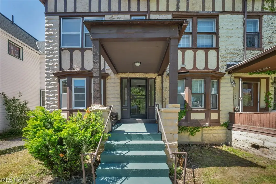 1726 Holyoke Avenue, East Cleveland, OH 44112 - #1