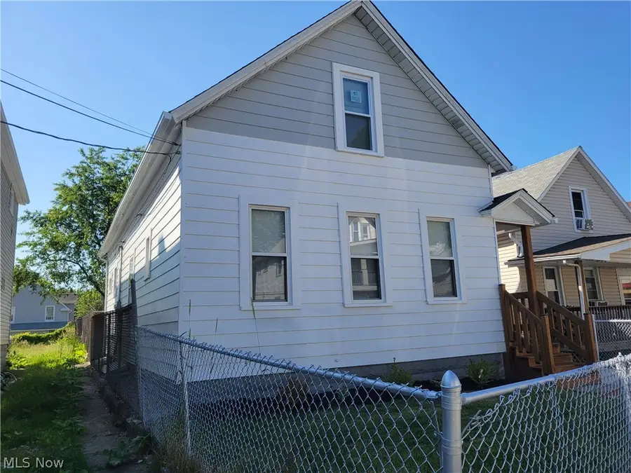 3594 W 60th Street, Cleveland, OH 44102 - #2