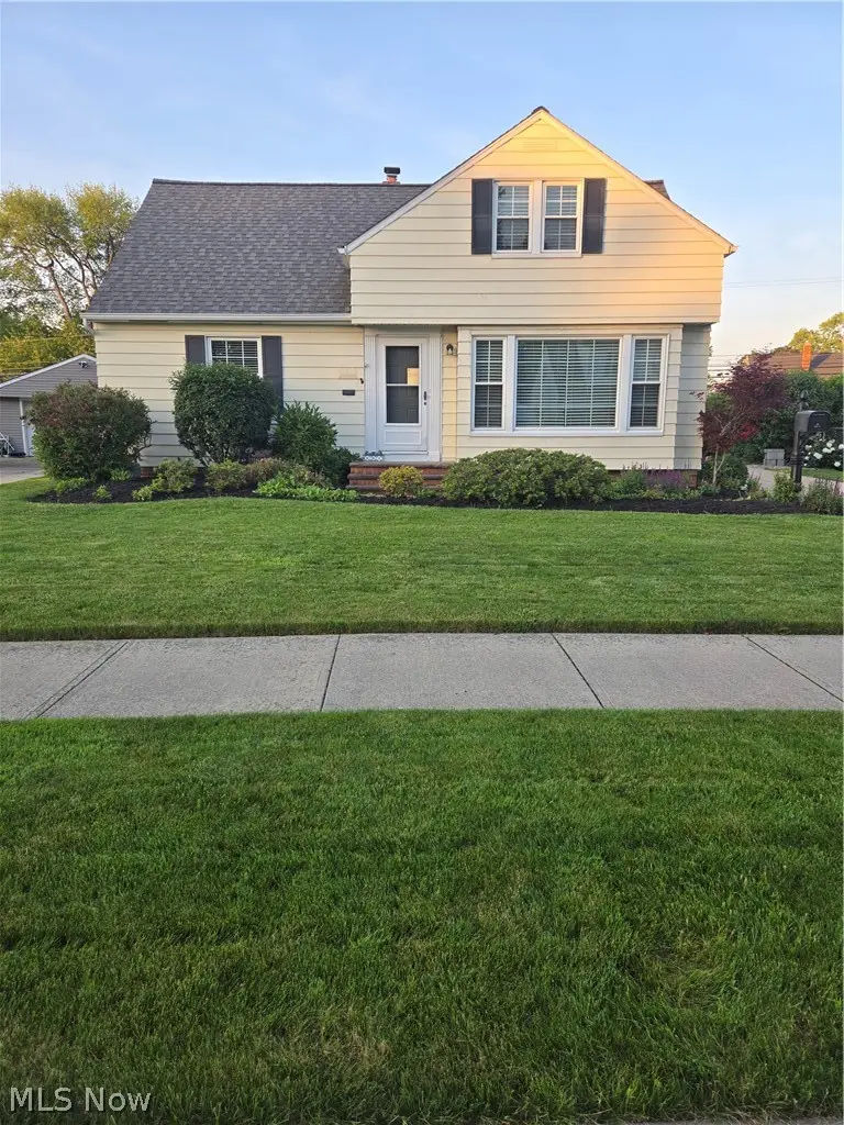 561 Crescent Drive, Willowick, OH 44095 - #1