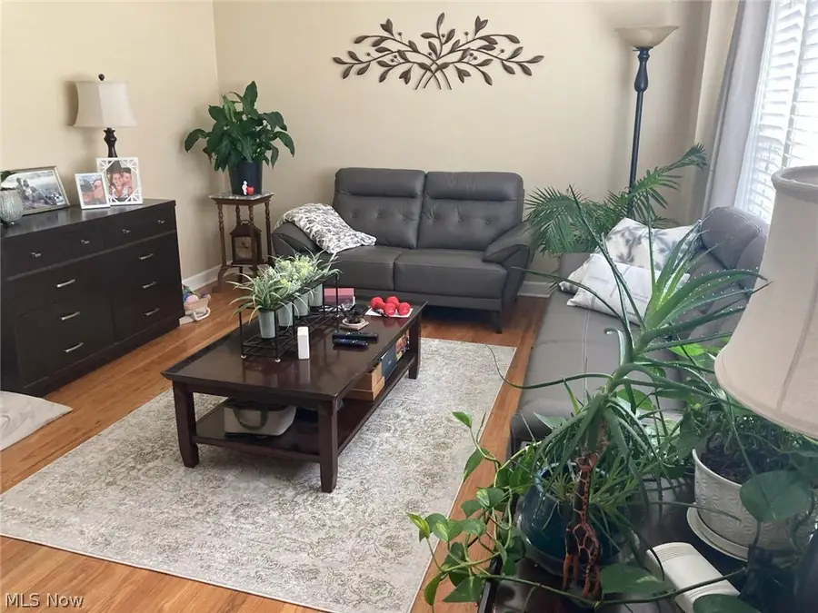 561 Crescent Drive, Willowick, OH 44095 - #3
