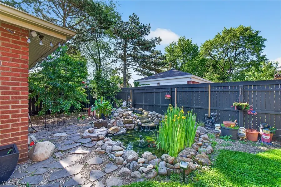140 Smith Nw Avenue, Canton, OH 44708 - #3