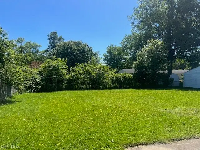 7405 Denny Drive, North Ridgeville, OH 44039 - #3