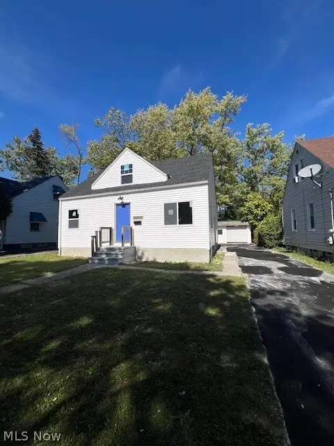 19819 Harvard Avenue, Warrensville Heights, OH 44122 - #3
