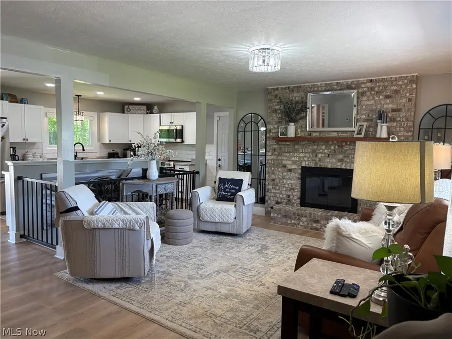 4424 N Lake Road, West Farmington, OH 44491 - #3