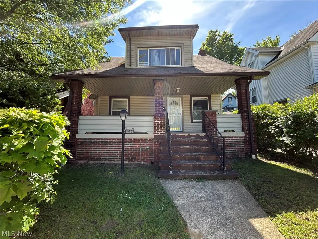 1105 E 144th Street, Cleveland, OH 44110 - #1