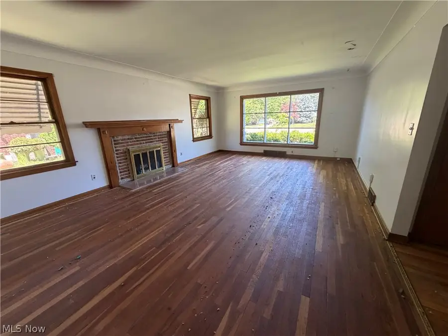 4808 Monticello Boulevard, Richmond Heights, OH 44143 - #2