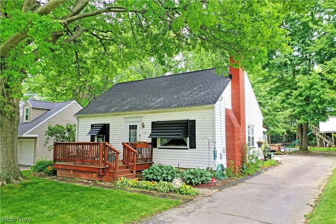 7435 Westview Drive, Youngstown, OH 44512 - #1
