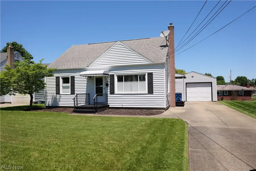 187 Helena Drive, Struthers, OH 44471 - #3