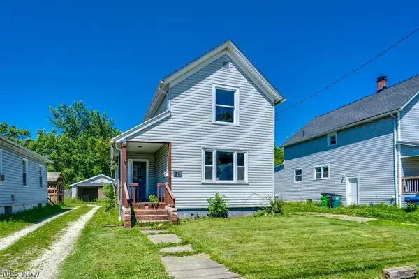 36 21st Nw Street, Barberton, OH 44203