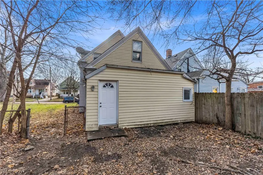 11930 Geraldine Avenue, Cleveland, OH 44111 - #3