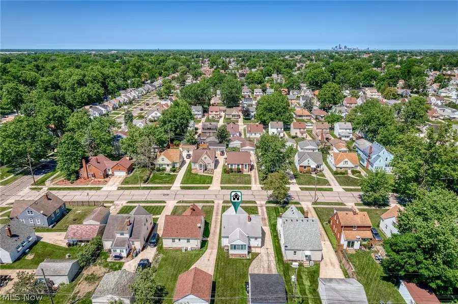 8315 Manorford Drive, Parma, OH 44129 - #3