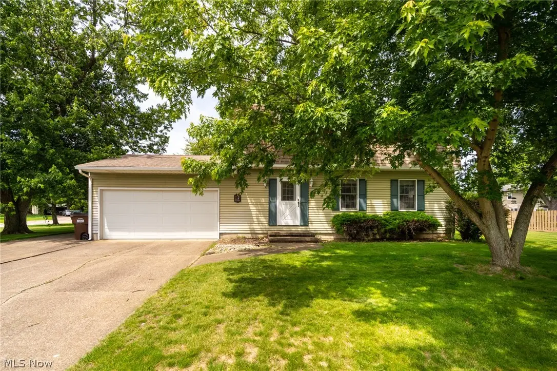 6908 Hidden Valley Drive, Amherst, OH 44001 - #1