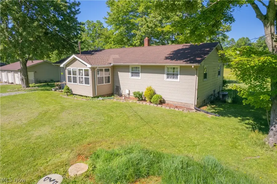 887 State Route 534 Nw, Newton Falls, OH 44444 - #3