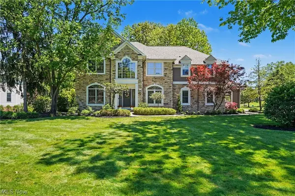 6165 Loch Lomond Court, Solon, OH 44139