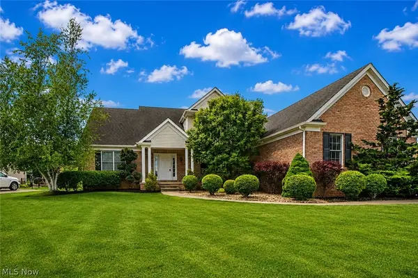 1204 Stone Crossing Ne Street, Canton, OH 44721