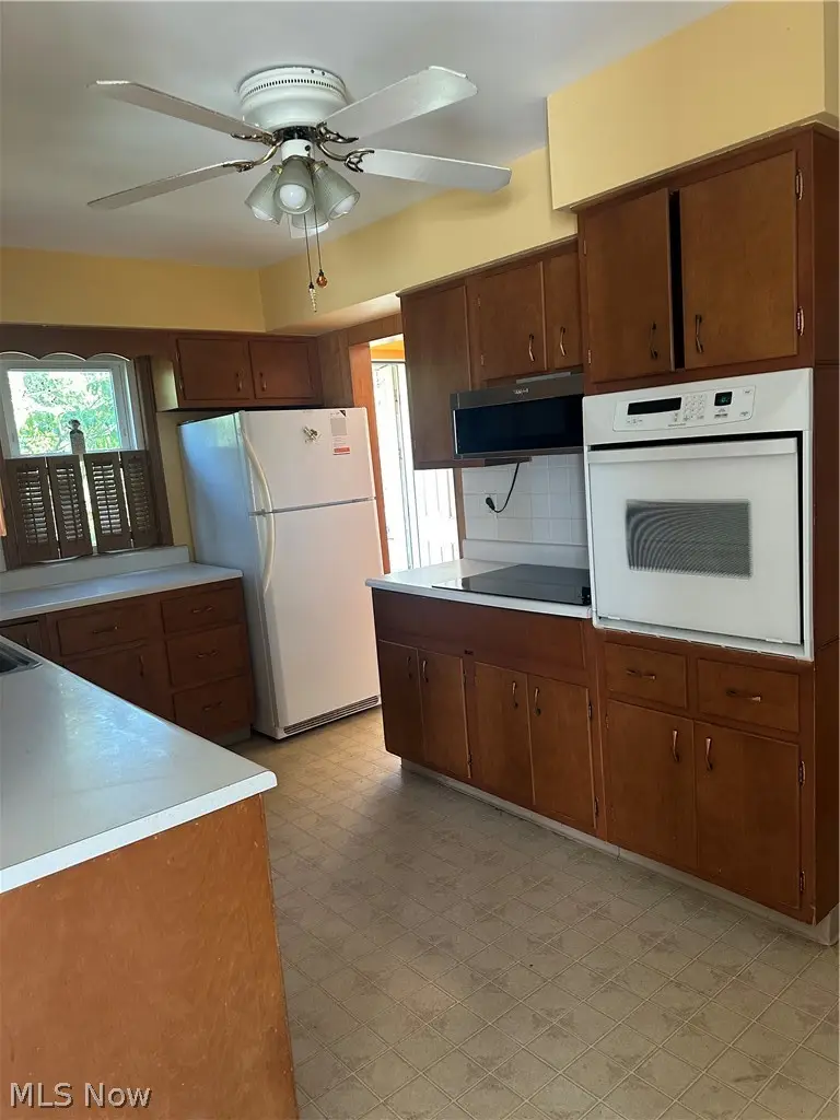 694 Mckinley Avenue, Bedford, OH 44146 - #3