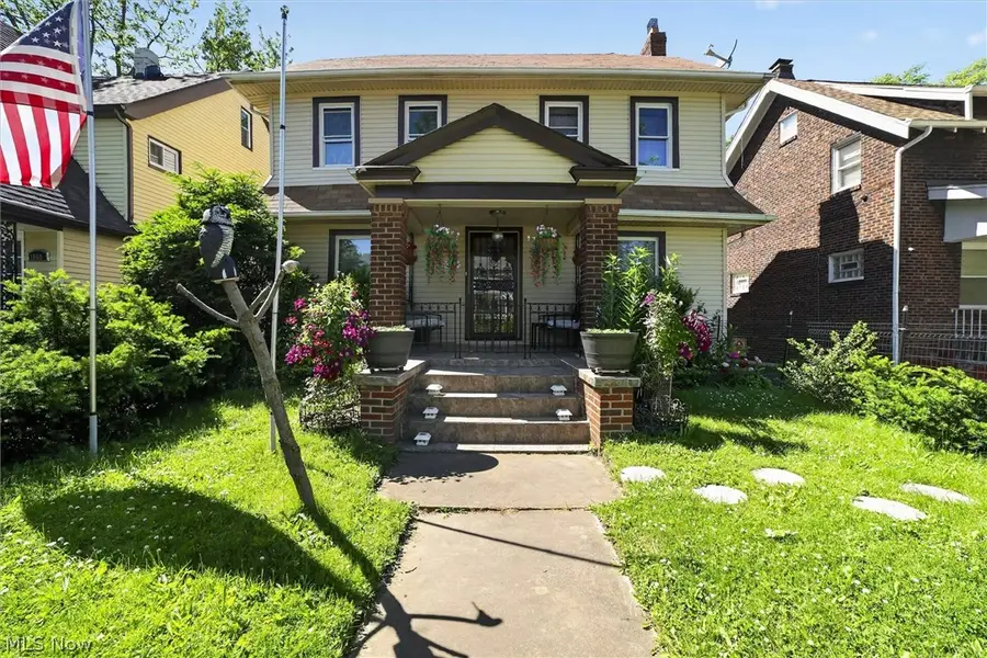 1066 Nela View Road, Cleveland Heights, OH 44112 - #3