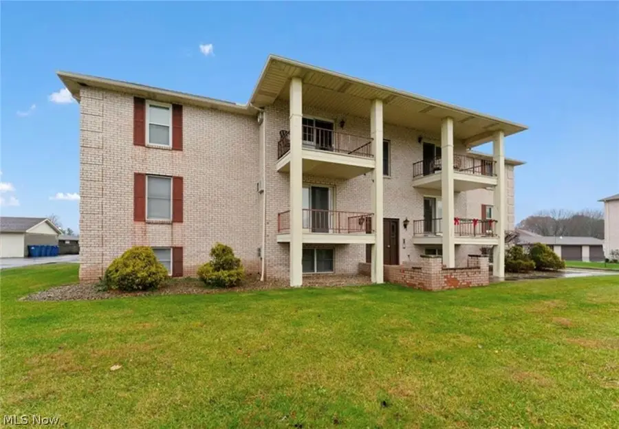 7357 Eisenhower Drive #6, Boardman, OH 44512 - #3