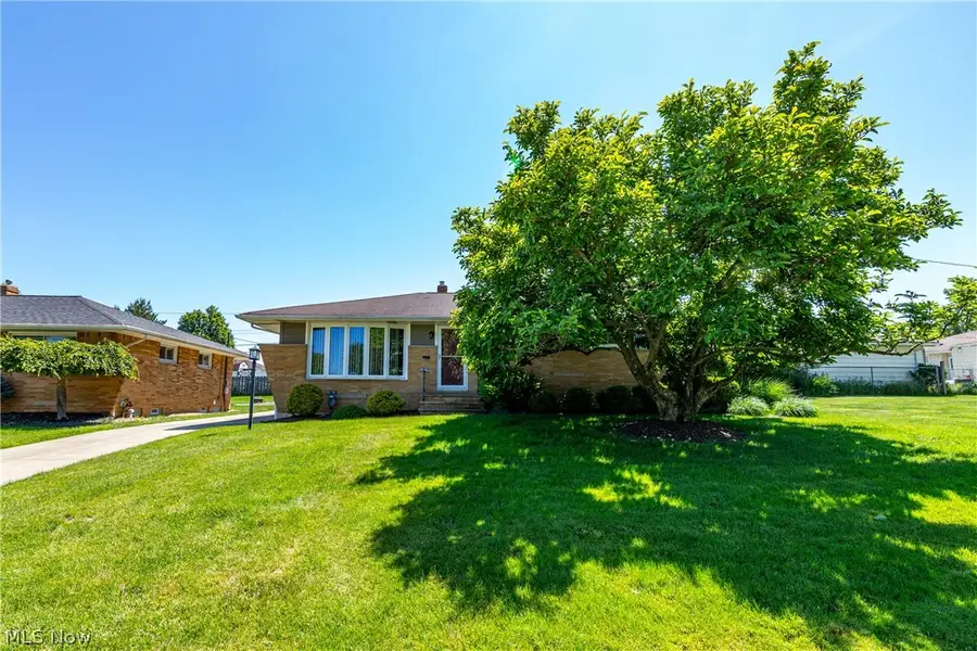 7313 Whitaker Drive, Parma, OH 44130 - #2