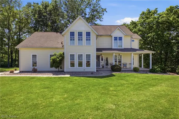2692 Pitcher Plant Court, Uniontown, OH 44685