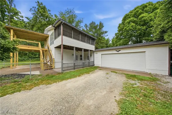 121 Federal Street, Little Hocking, OH 45742