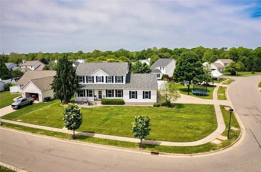 1295 Cheverton Avenue, Louisville, OH 44641 - #3