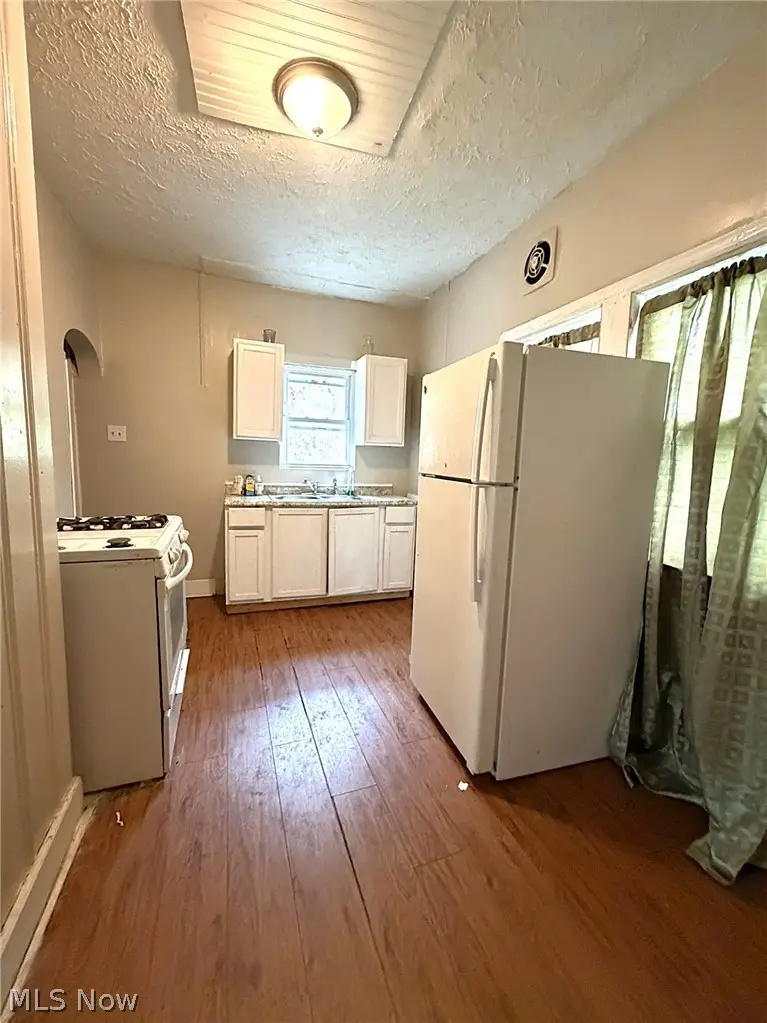 7216 Brinsmade Avenue, Cleveland, OH 44102 - #3