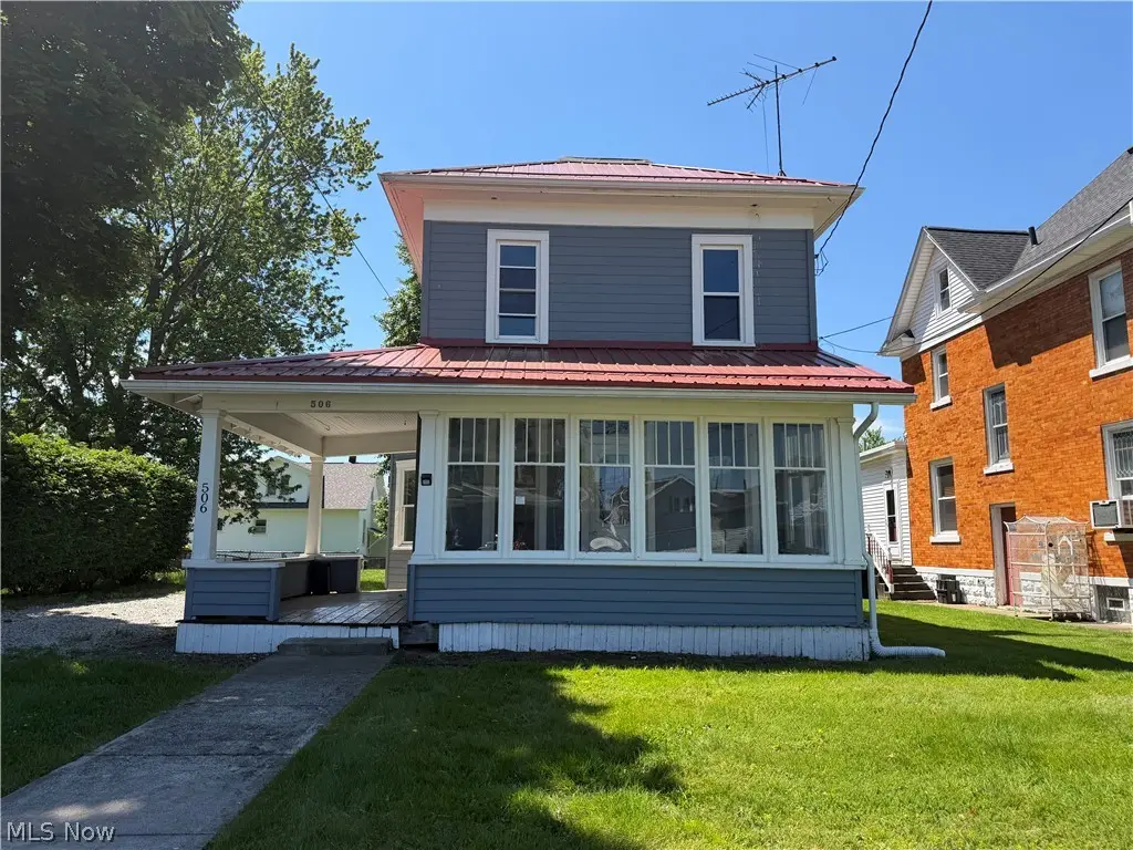 506 E Gorgas Street, Louisville, OH 44643 - #1
