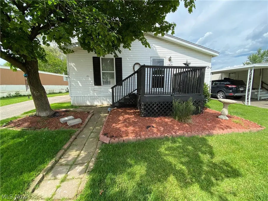 150 Rolling Acres W Circle, Massillon, OH 44647 - #2