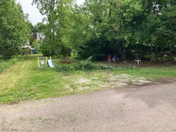 316 Snyder Sw Place, Massillon, OH 44647