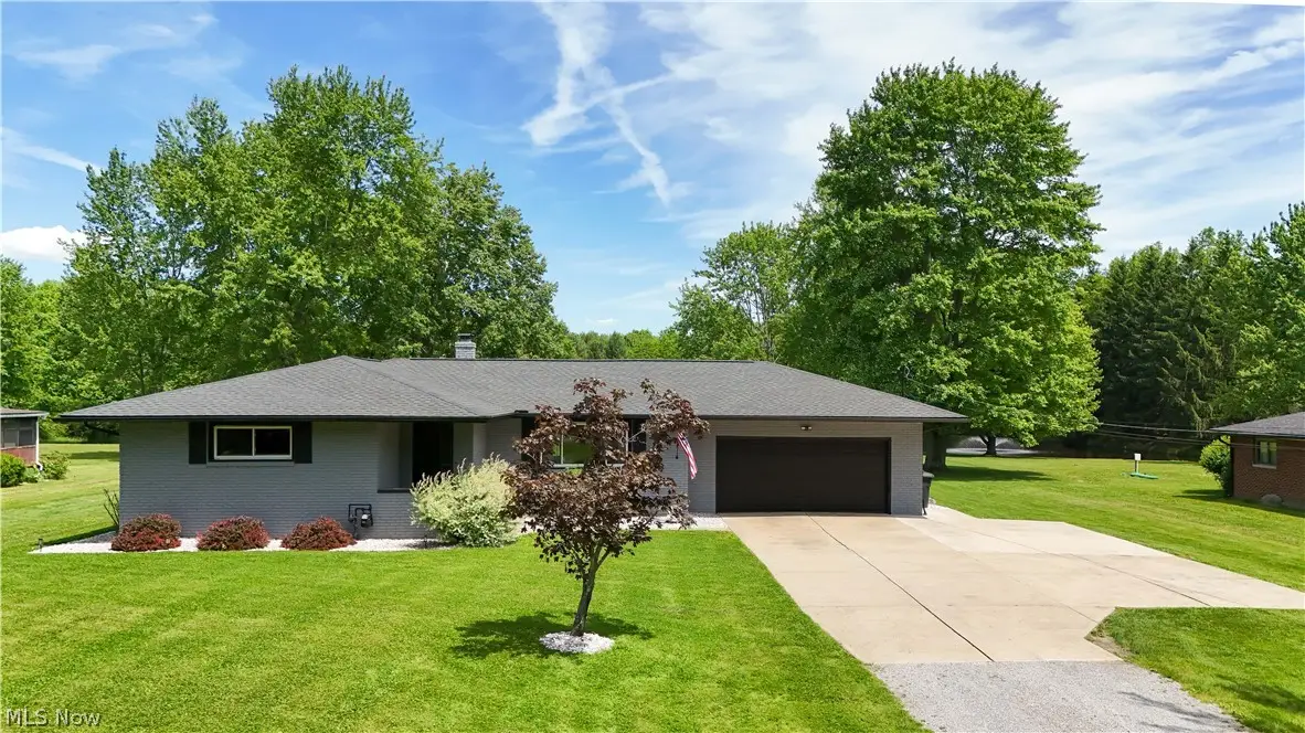 6132 Oak Hill Drive, West Farmington, OH 44491 - #1
