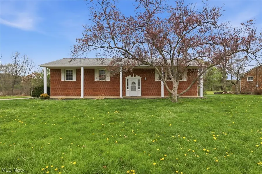 3252 Dellwood Nw Avenue, Canton, OH 44708 - #2