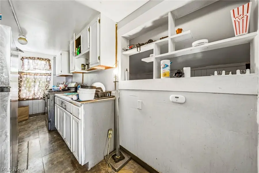 9404 Benham Avenue, Cleveland, OH 44105 - #3