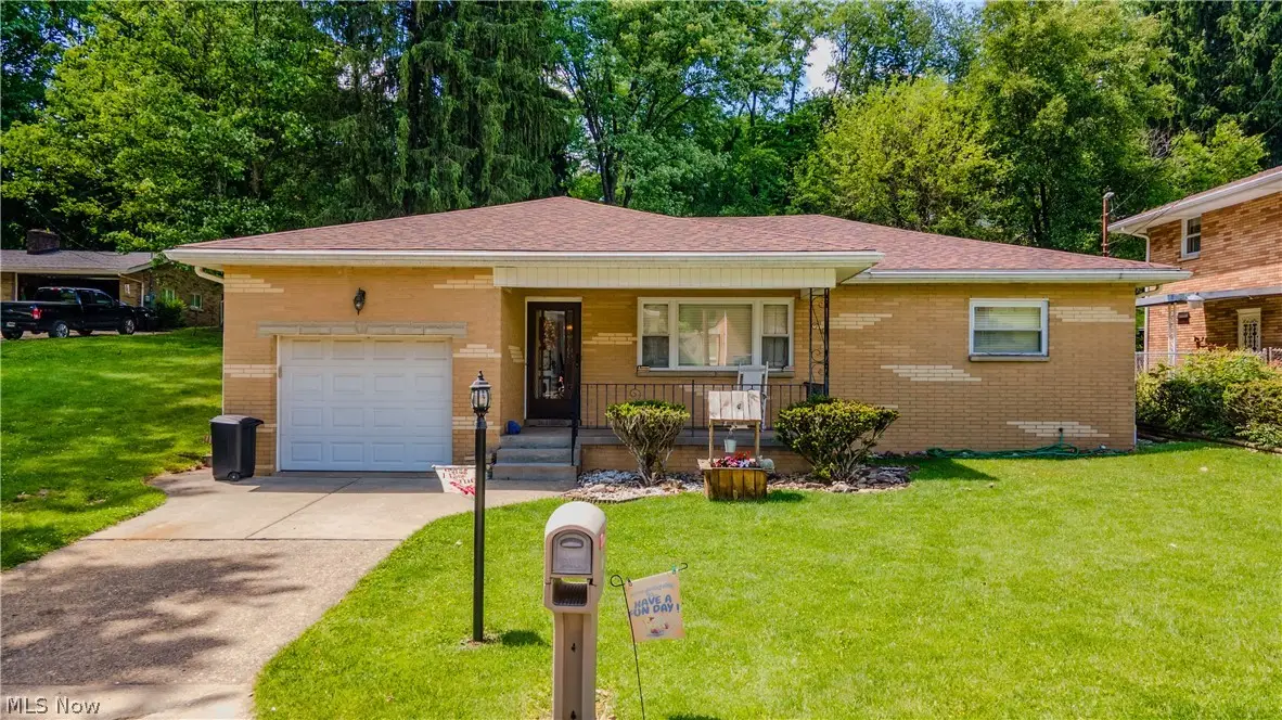 136 Mchendry Street, Weirton, WV 26062 - #1